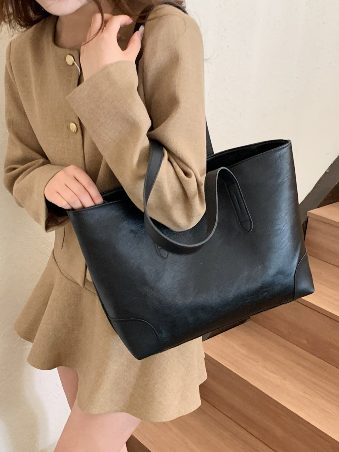 PU Leather Medium Tote Bag - Fashiofinesse