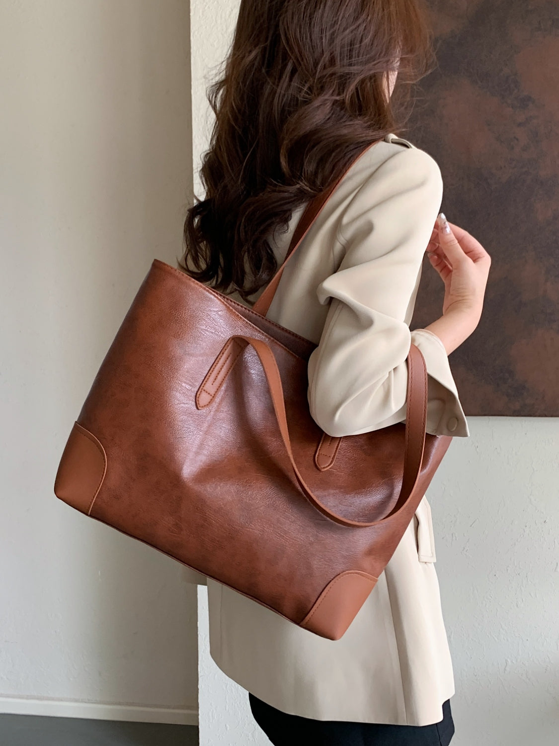PU Leather Medium Tote Bag - Fashiofinesse